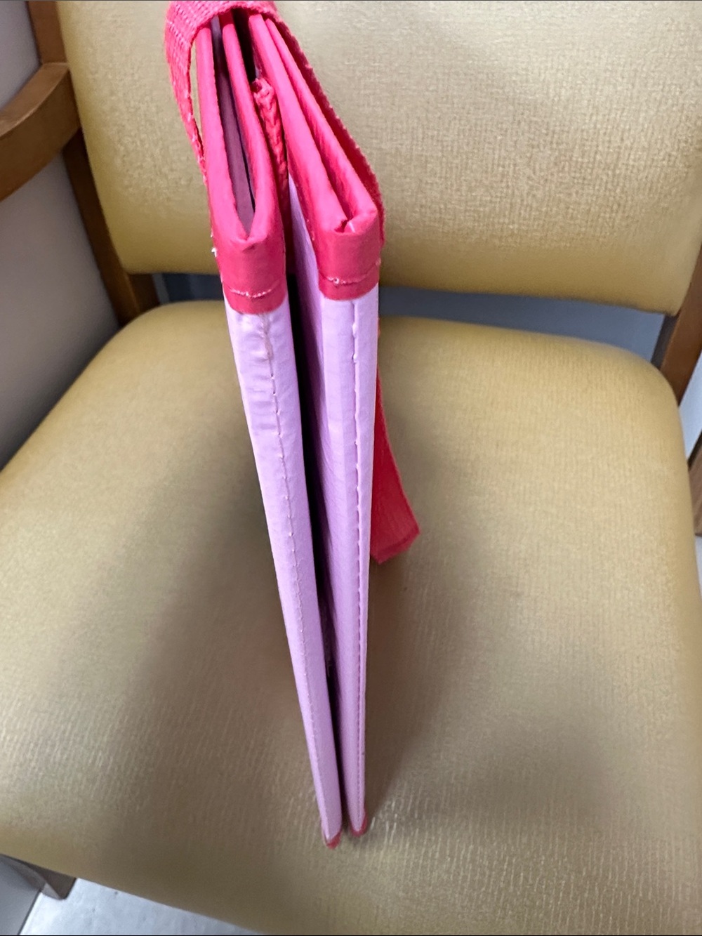 Travel Matches Pink Multi Around the World Collapsible BOX TOTE Heavy Duty 55lb - Picture 9 of 10